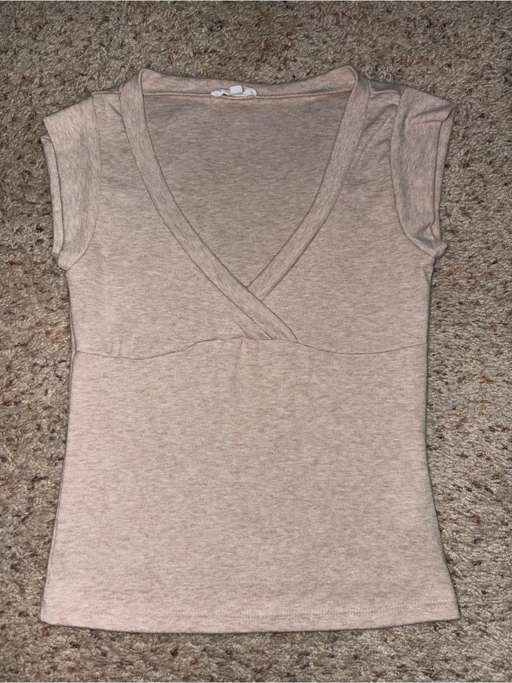 Women's V-Neck Cap Sleeve Tee in Heathered Light Beige